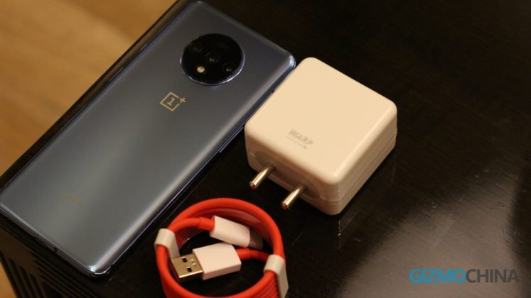 OnePlus 7T kutija za punjenje