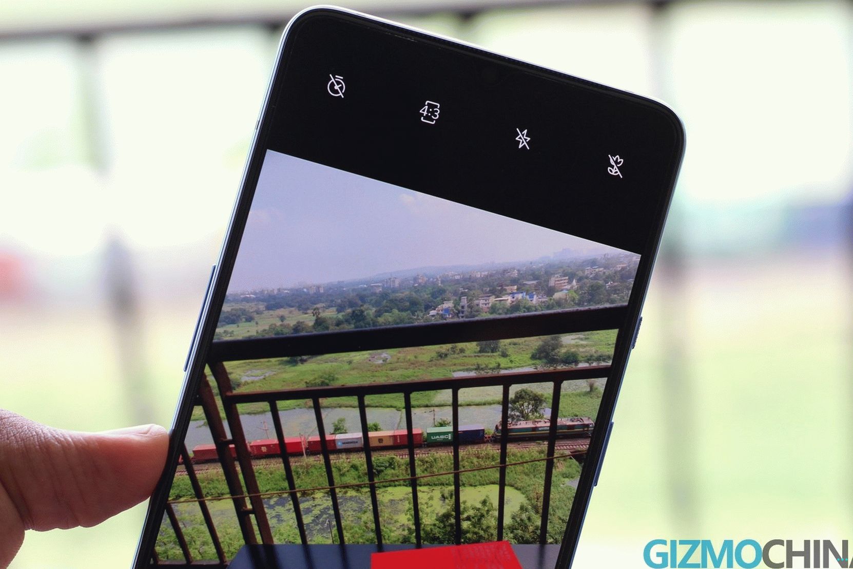 OnePlus 7T ruke na korisničkom sučelju